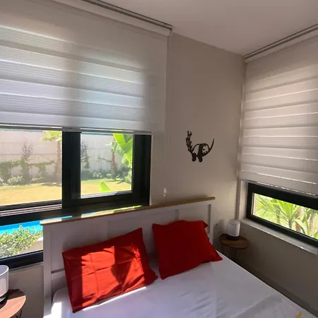 Apart-hotel Urloft çeşmealtı With Adb Airport Shuttle