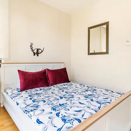 Apart-hotel Urloft çeşmealtı With Adb Airport Shuttle