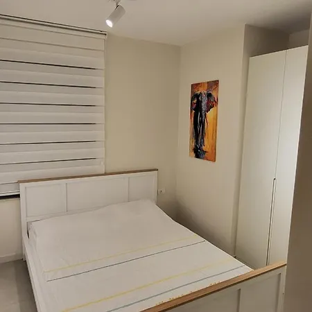 شقة فندقية Urloft Cesmealti