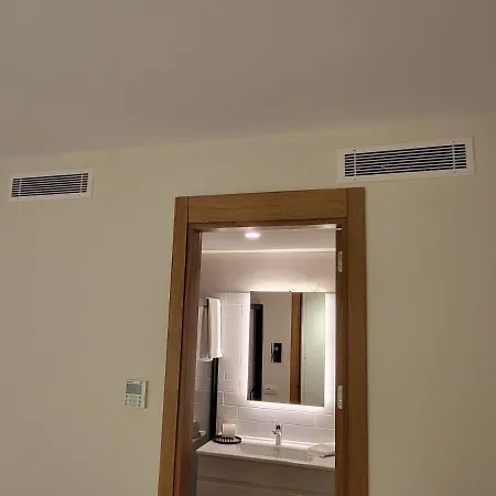 Urloft Cesmealti شقة فندقية *